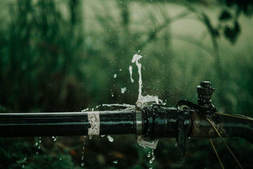 Leaking pipe causing water damage – Expert leak detection services by Piping Pro Plumbing.
